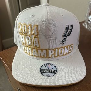 Spurs 2014 Champ Hat NWT